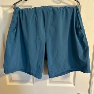 Lululemon men’s Pacemaker liner less shorts